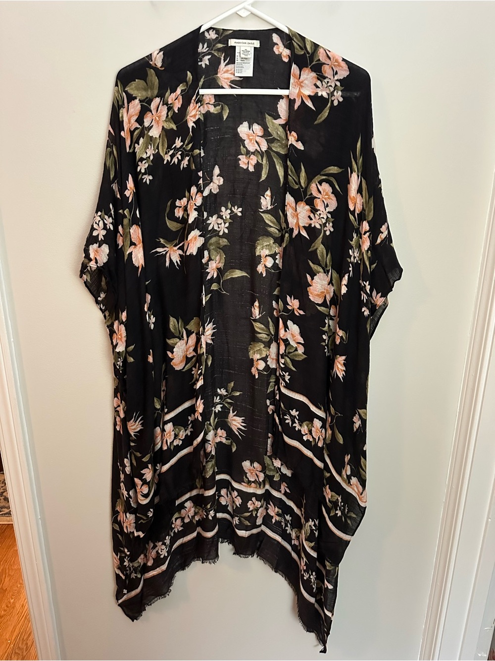 American Eagle Floral Kimono Cardigan Black One Size EUC